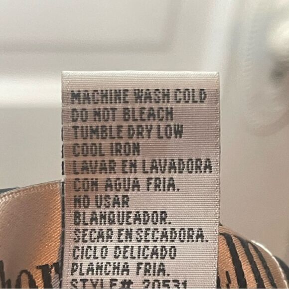 NWTs Sheri Martin Flattering Floral Ruffle Dress Size 16 - Picture 11 of 14